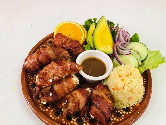 Mariscos Jarocho Mar y Tierra